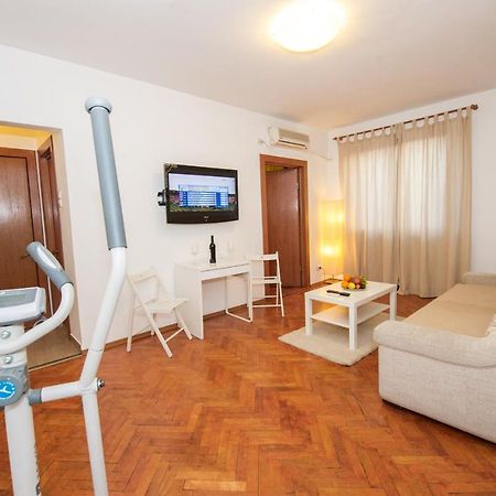 Universitate 1 Apartment Bucharest Luaran gambar