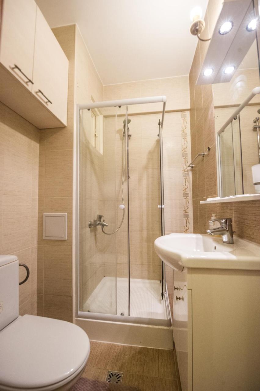 Universitate 1 Apartment Bucharest Luaran gambar