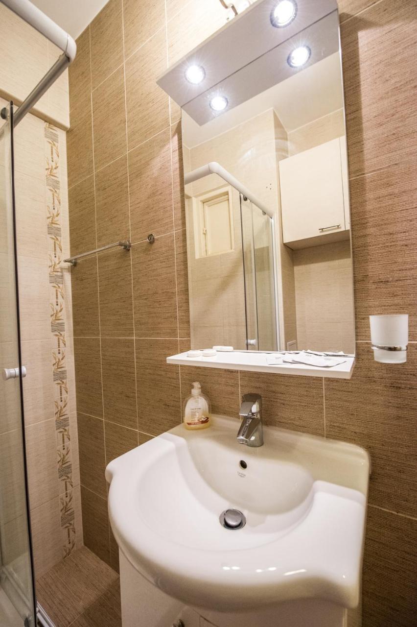 Universitate 1 Apartment Bucharest Luaran gambar